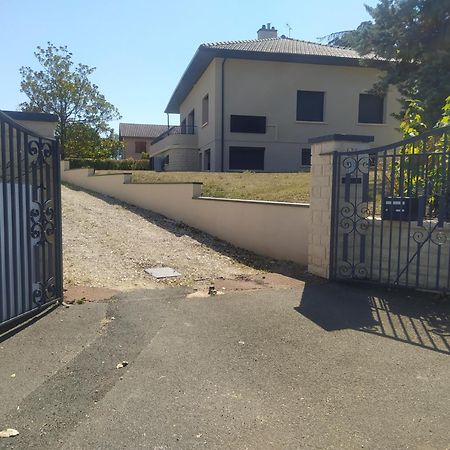 Suite Mansardee Independante, 25Min Lyon-Villefranche Chazay-d'Azergues Екстериор снимка
