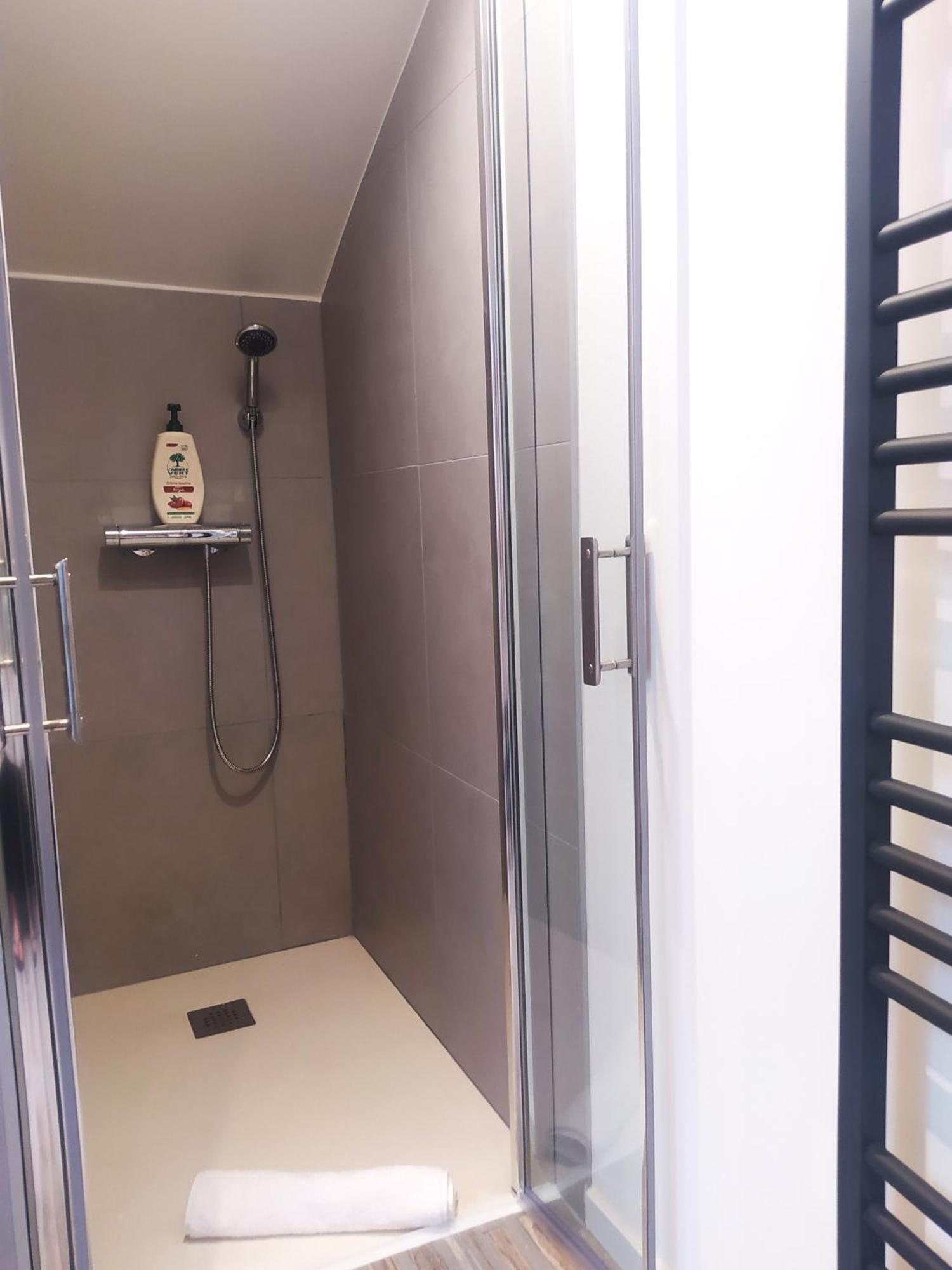 Suite Mansardee Independante, 25Min Lyon-Villefranche Chazay-d'Azergues Екстериор снимка