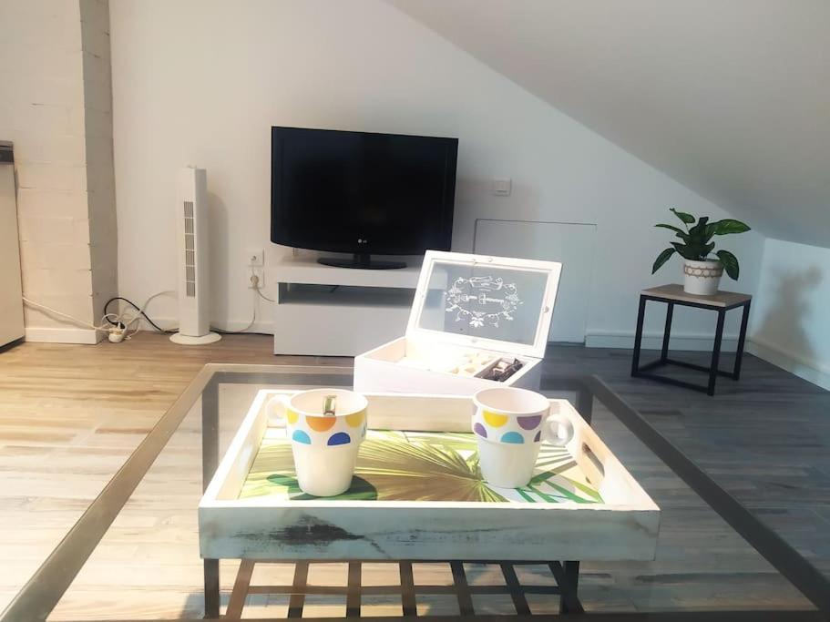 Suite Mansardee Independante, 25Min Lyon-Villefranche Chazay-d'Azergues Екстериор снимка